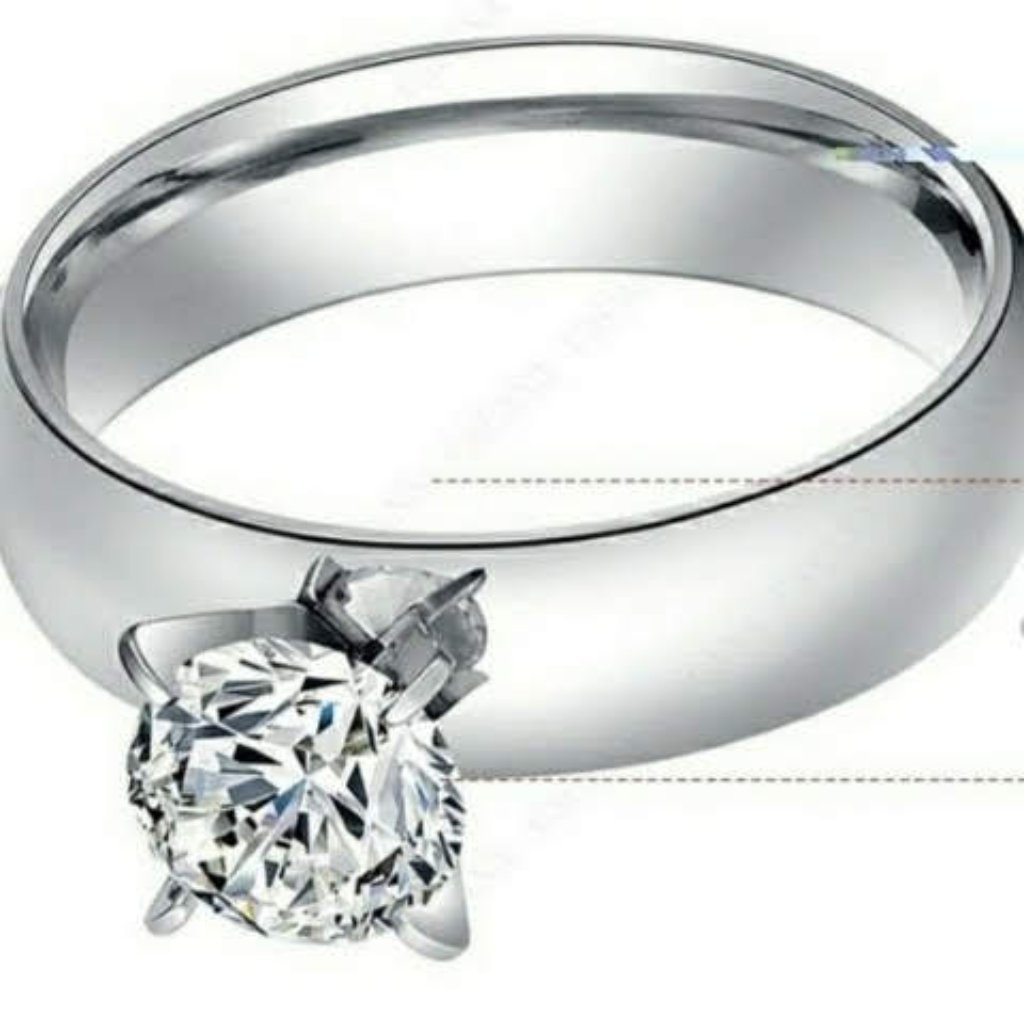 Boutique Specialthis 1 Only!! Zircon Ring